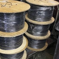 🔥 4 Brand New 5000ft Rolls of Fiber Optic Cable – Huge Discount! 🔥  • 4 Strand | Single Mode | Indoor/Outdoor | Plenum Riser  • MPN: DX004DSLX9KR | 