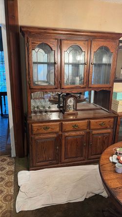 Oak China Cabinet Hutch with Leaded Glass Doors