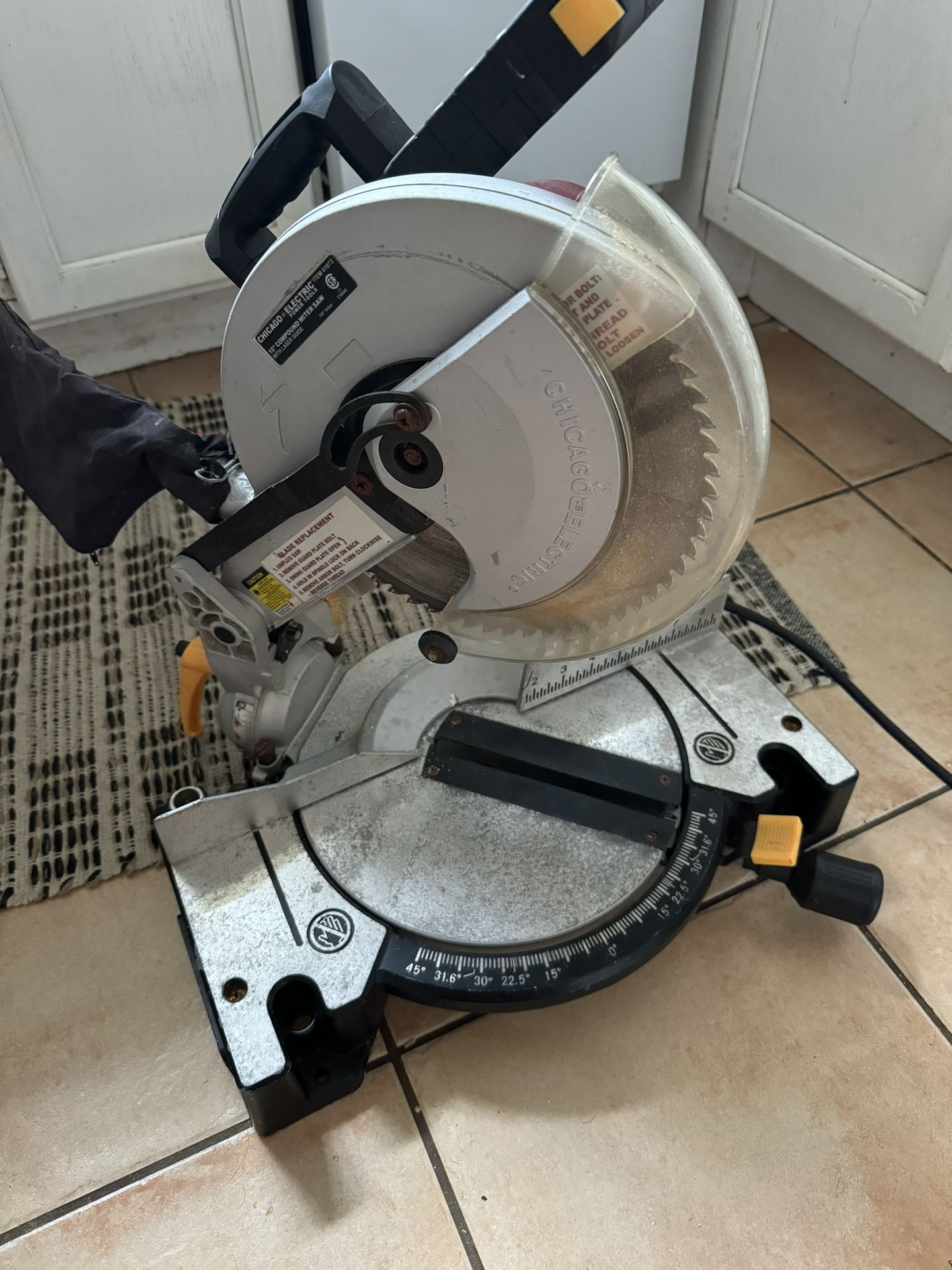 Compound Miter Saw 10” for Sale in Ocean Ridge, FL OfferUp