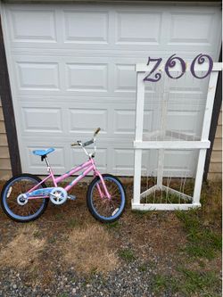 Free bike and corner storage