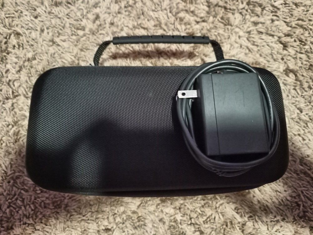 XL Nintendo Case With Charger