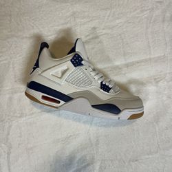 Nike SB x Air Jordan 4 “Navy”