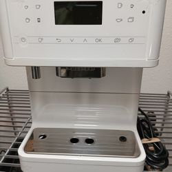 Miele CM6160 MilkPerfection Coffee Machine - New, Priced To Sell TODAY