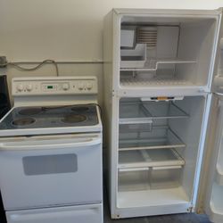 Refrigerador Y Estufa Excelente Condiciones $455