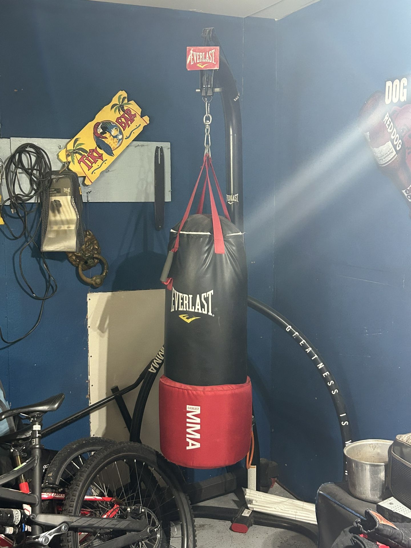 Punching Bag Everlast MMA