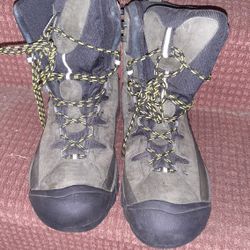 Keen Men's Boots Size 11.5 