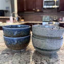 4 Modern Artisan Ceramic Bowls! Perfect Condition!