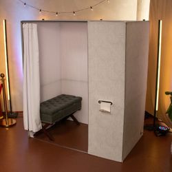 Enclosed Photobooth