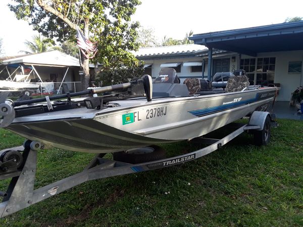 Bass tracker tx 17 aluminum bass boat