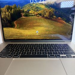 Starlight MacBook Air (2023) 15” M2 Chip With 16GB RAM 512GB SSD Used Authentic