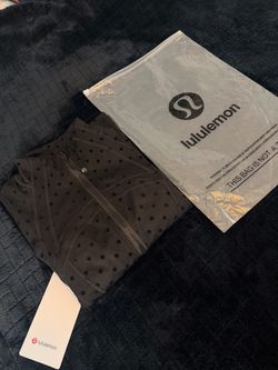 Lululemon define