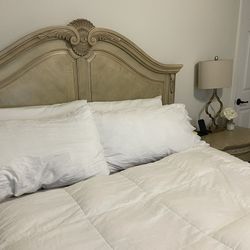 Bedroom Set , Queen Bed, Mattress, Dresser With Mirror, Dresser, 2 Nightstands, 2 Lamps 