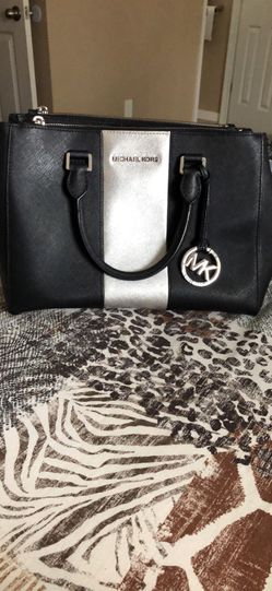 Michaels Kors bag like new