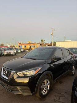 2020 Nissan Kicks