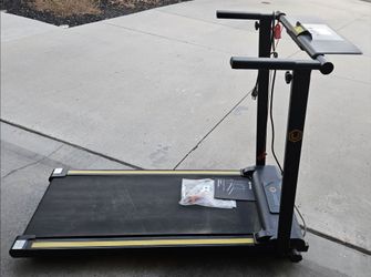 Folding Treadmill with Display Console