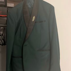 Hunter Green And Black 3piece Suit 