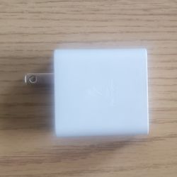 Fast Cell Phone And Laptop Charger With USB C And A Port