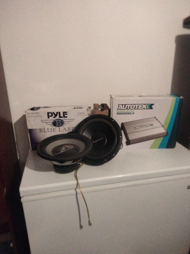 Speakers And Amps For Sale , 12" And 10"  Kickers , Pyle ,Rockford  Punch