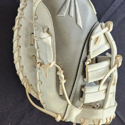 Easton Ghost 13" Fastpitch First Base Mitt: GH31FP