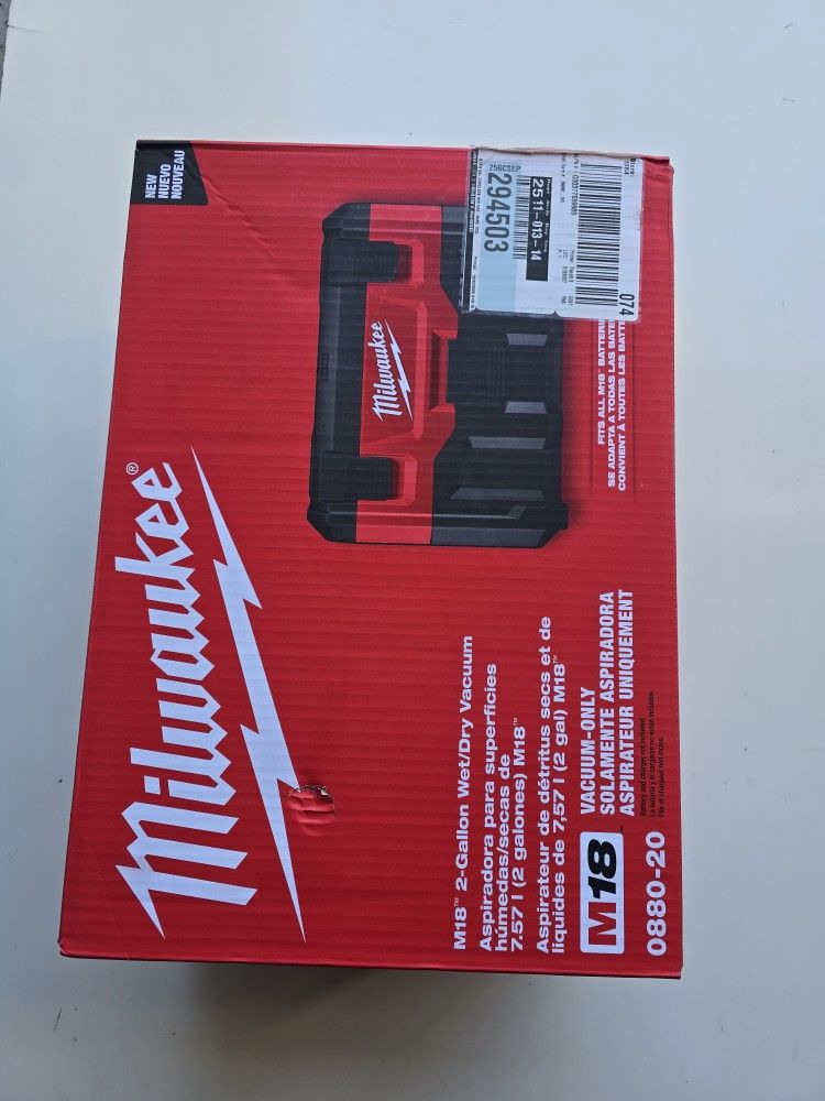 Milwaukee M18 2-gallos Wet/Dry Vacuum (Tool-Only)