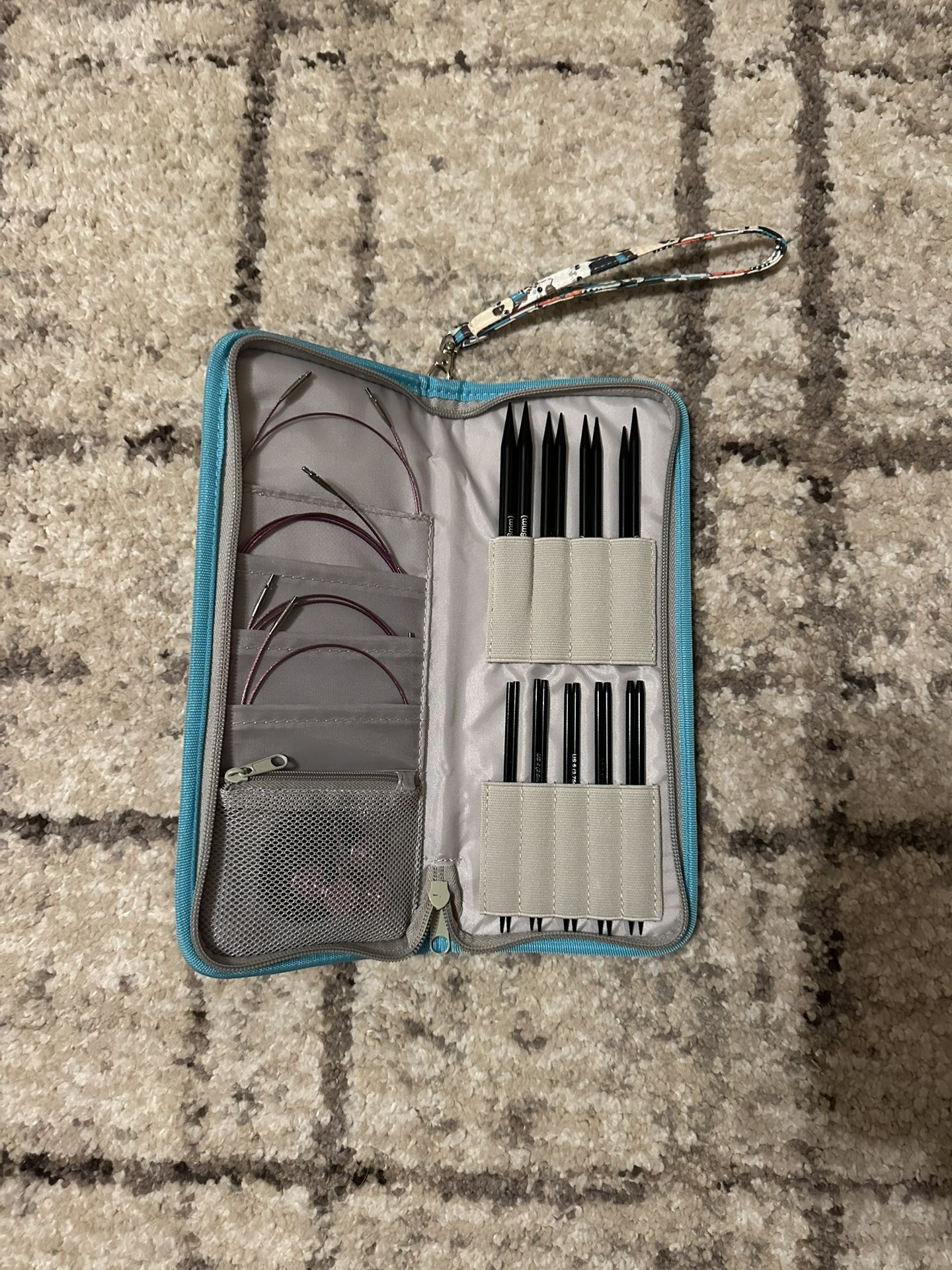 Knitting Needles Set