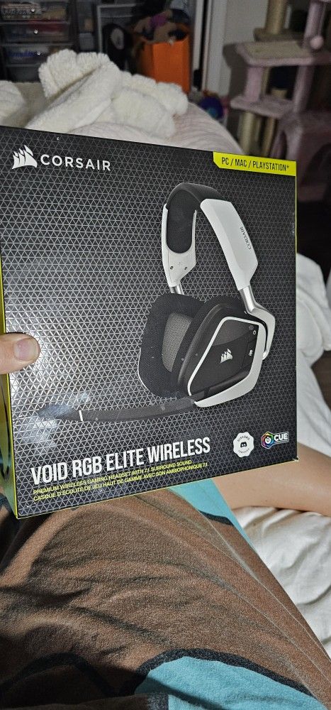 CORSAIR VOID RGB Elite WIRELESS Gaming Headset