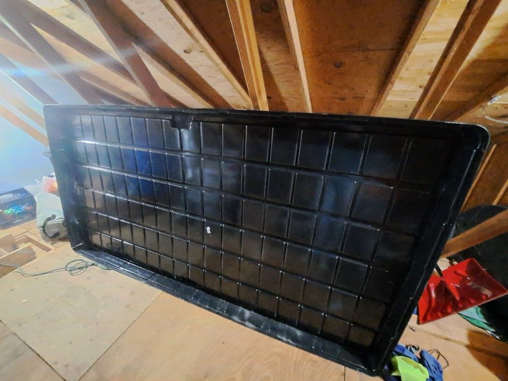 Grow Trays 4'x8', 4 available