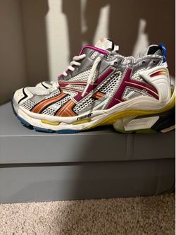Balenciaga runners