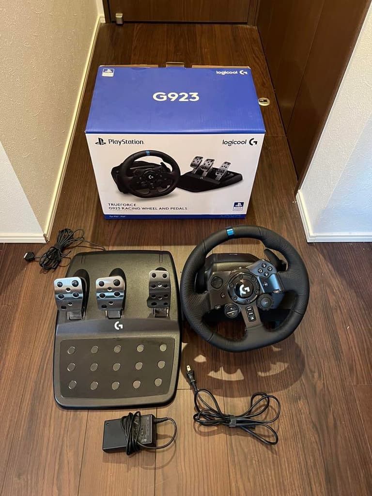 Logitech G923d Steering Wheel Controller.