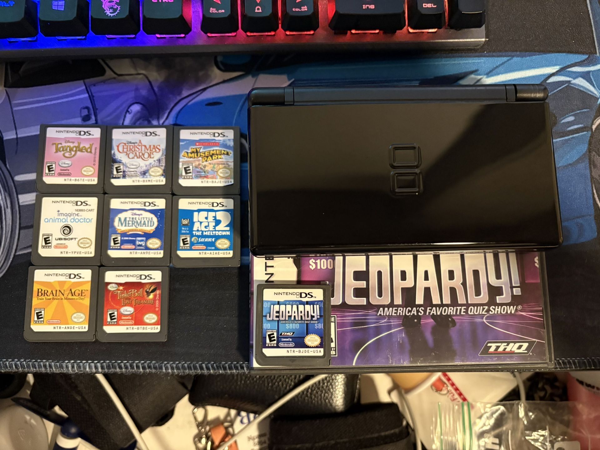 Nintendo DS Lite Game Bundle & Clear Case