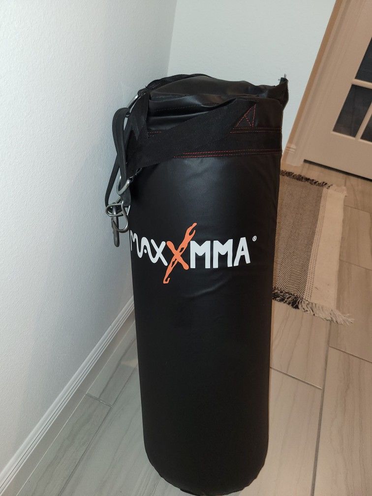 Gym Workout Equipment. Punching Bag, Stretch Bands, Weight Vest, Anchors