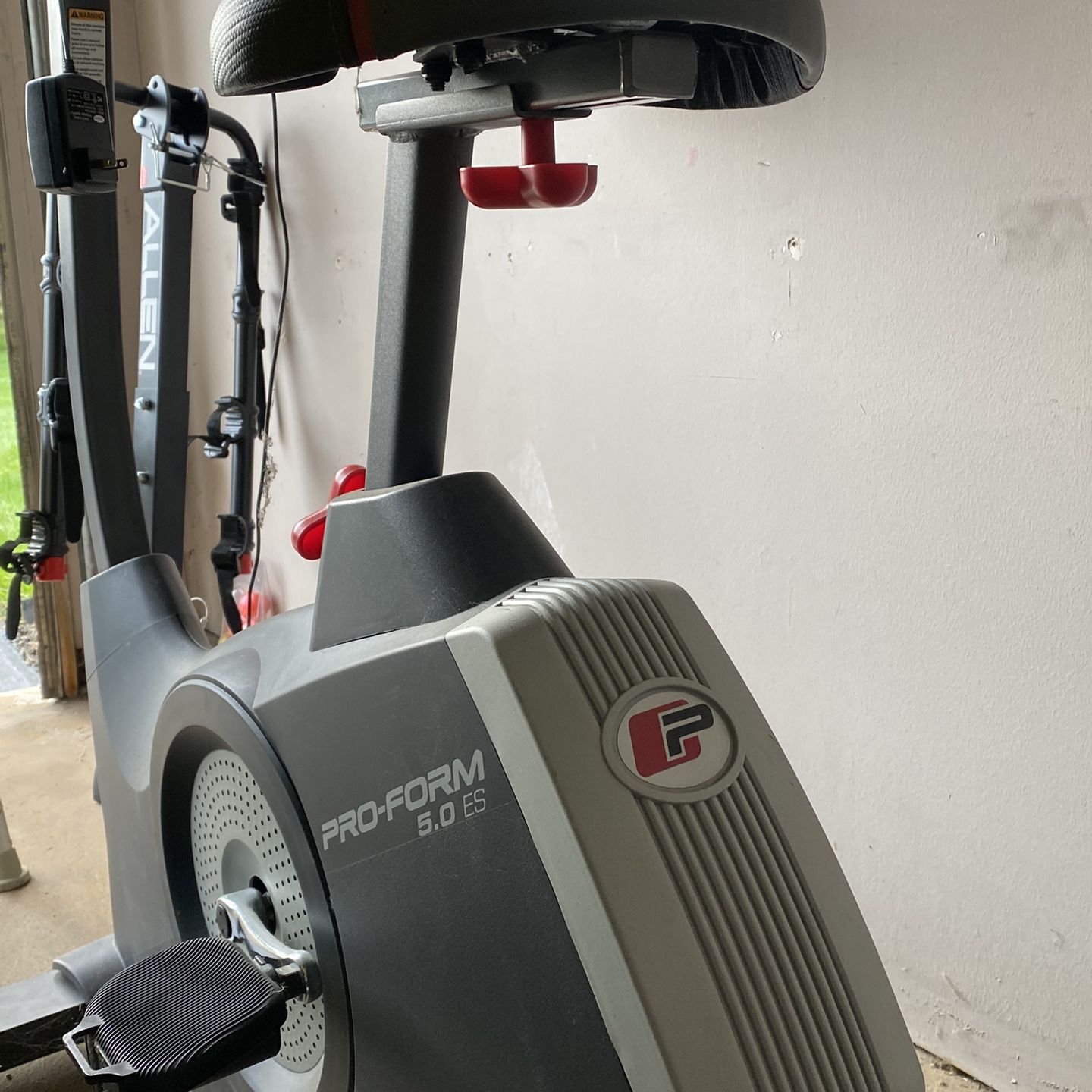 ProForm 5.0 ES exercise bike for Sale in Naperville IL OfferUp
