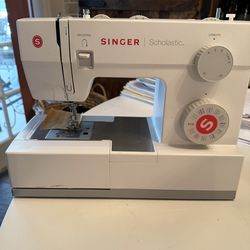 Singer Sewing Machine