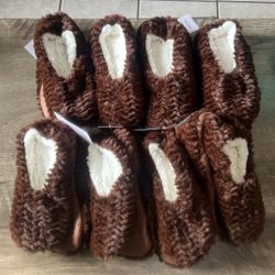 SLIPPERS - Brown