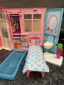 Barbie Dollhouse Portable Playset