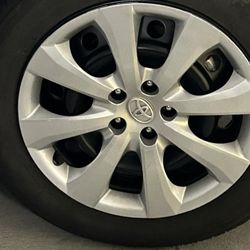 Toyota Corolla Hub Cap  1