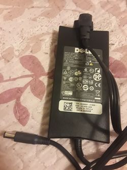 AC Adapter for DELL PA-3E U680F 0U680F
