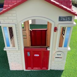Little Tikes Cottage Playhouse for Kids 