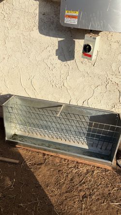 Goat feeder