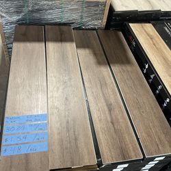 ‼️1st Quality Luxury Vinyl‼️  😯  $1.59 per sqft😯 📍30.20 sqft/box📍 THICKNESS: 5 mm (with 1mm high density IXPE pad)  PROTECTION: Ultimate Shield Sc