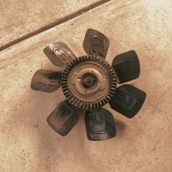 Fan clutch for Chevy S10 4 cylinder