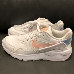 Brand New Nike Women’s Running Shoe