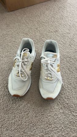 New Balance 574 Sneakers White Gold- Women’s 9.5