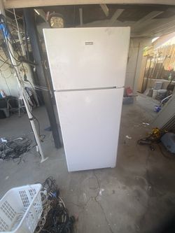 Hot Point Refrigerator