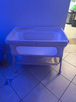 Beige and White Baby Bassinet
