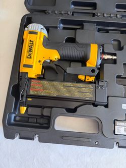 DeWalt Pneumatic 23 Gauge Pin Nailer Nailgun NEW