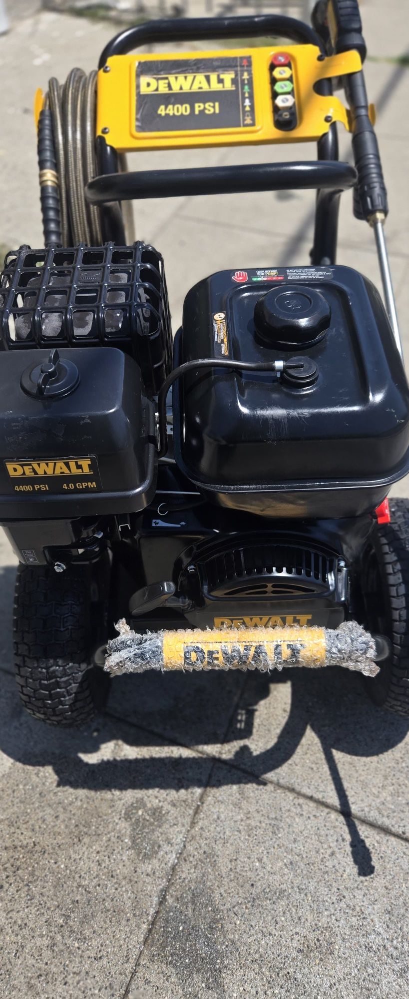 4400 Dewalt Power Washer Gas