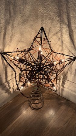 Ashland Rustic Grapevine Star Wire Lighted Christmas Tree Topper 10 LIGHTS