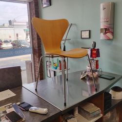 4 Fritz Hansen Vintage Chairs (Used)