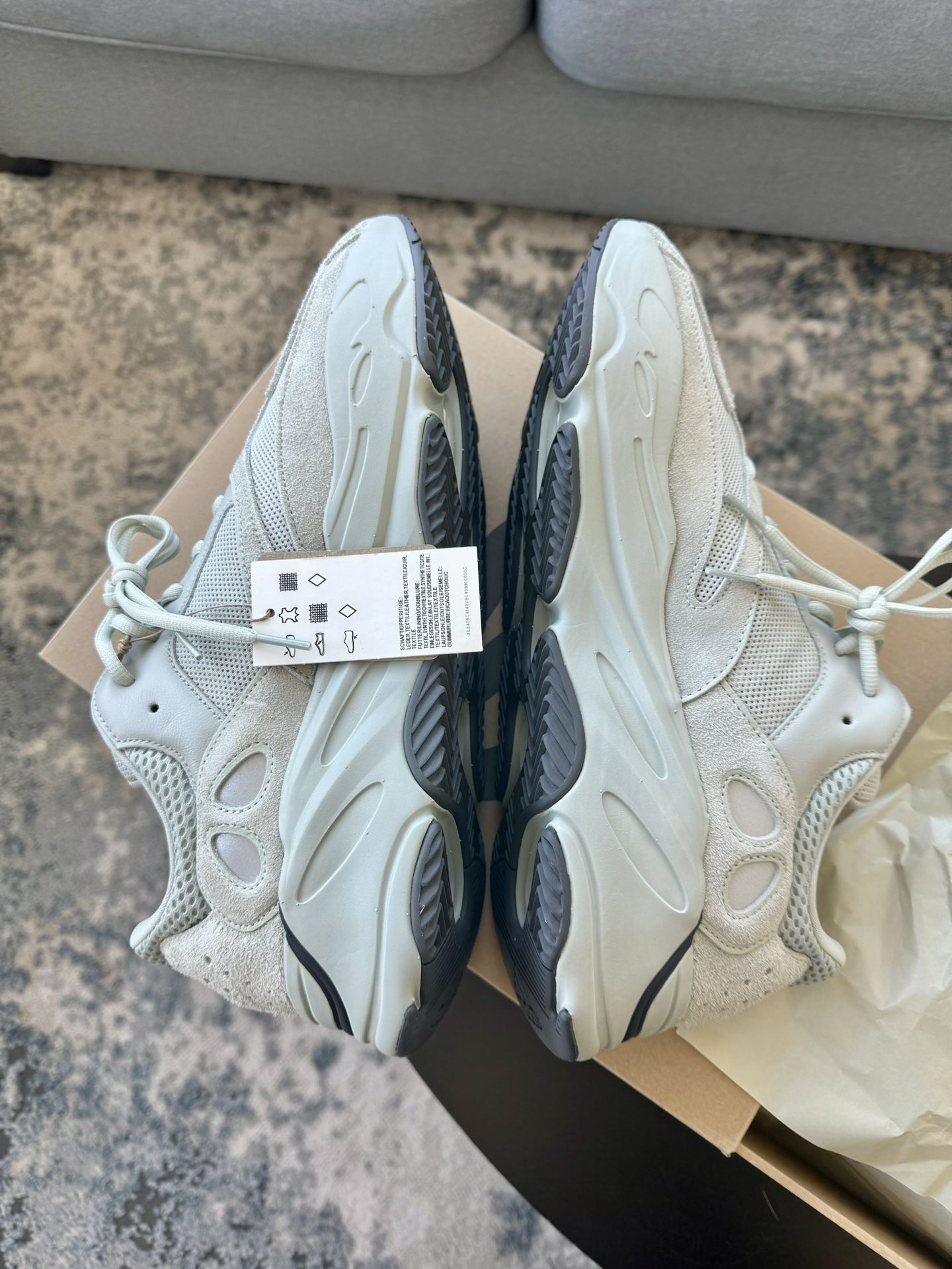 Adidas Yeezy 700 Salt - Size 13.5